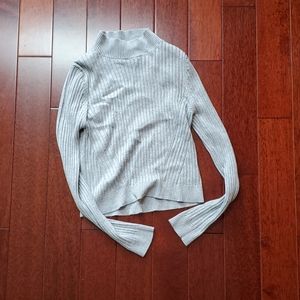 crop mock neck sweater